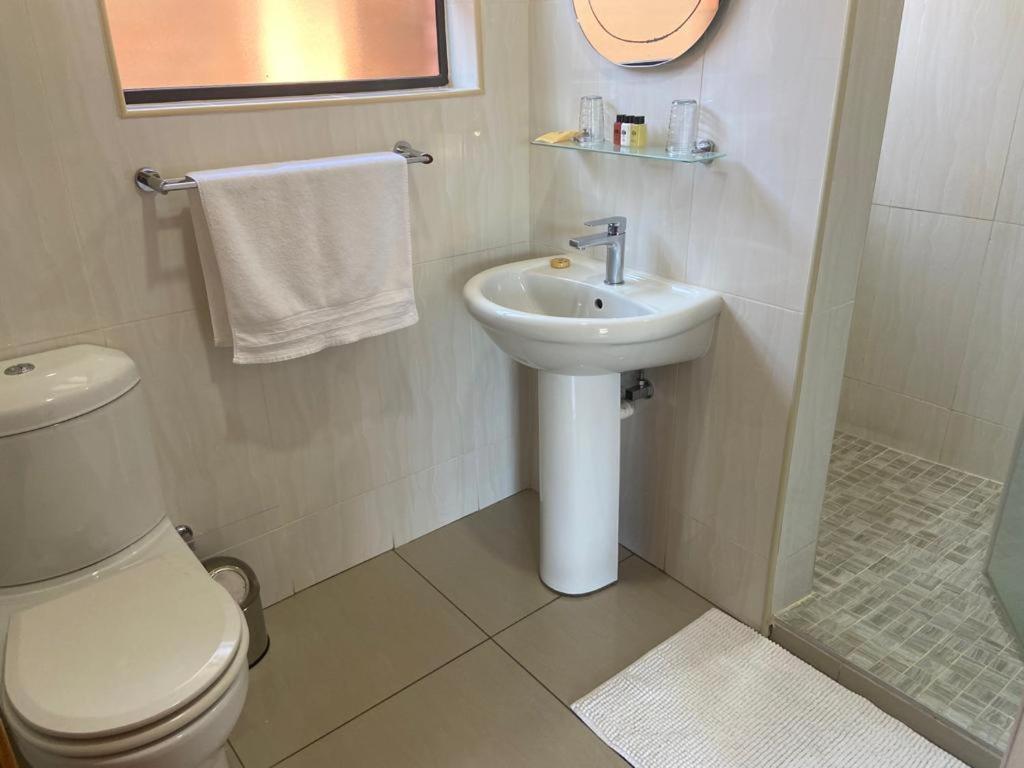Botleng Guest House Boqate 외부 사진